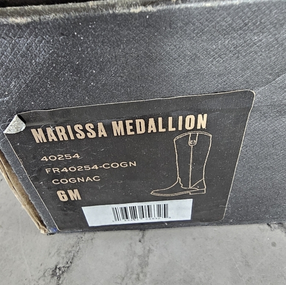 Frye Marissa Medallion Cognac Tall Leather Boots 6 New WIth Box - Picture 7 of 7